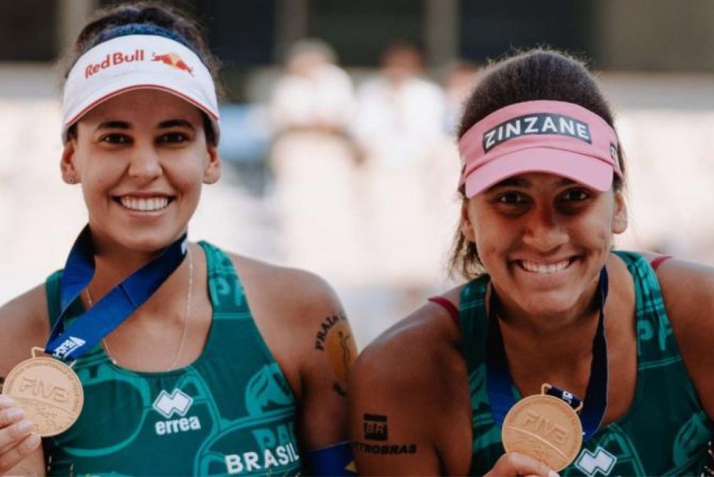 Duda e Ana Patrícia, dupla do Brasil no vôlei de praia Créditos: Divulgação/FIVB