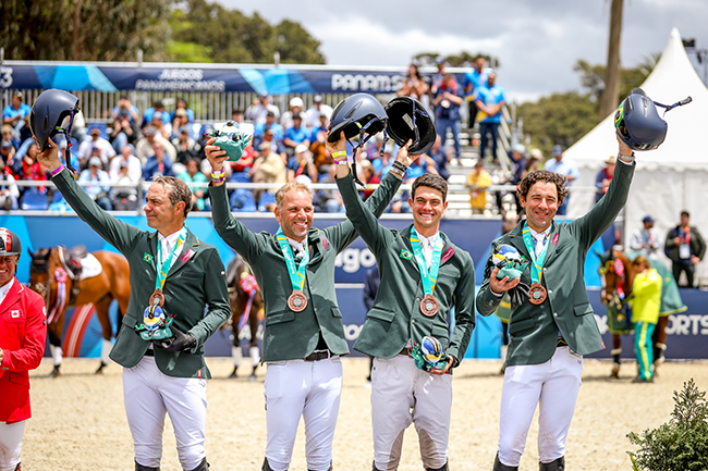 Brasil conquista bronze no hipismo e garante vaga em Paris 2024 Foto: Luis Ruas/CBH