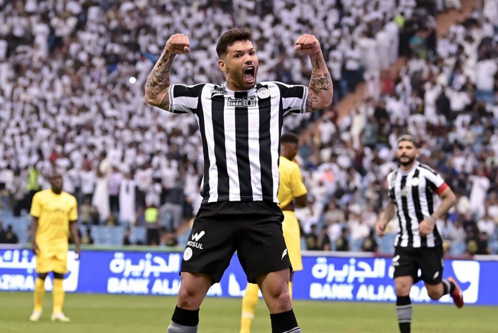 Al-Shabab venceu o Al-Ittihad