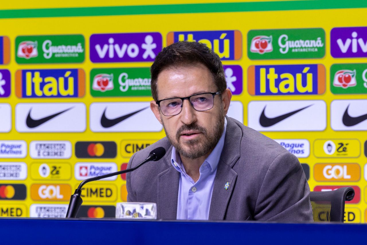Técnico Ramon Menezes na convocação da Seleção Brasileira Pré-Olímpica (Foto: Joilson Marconne/CBF)