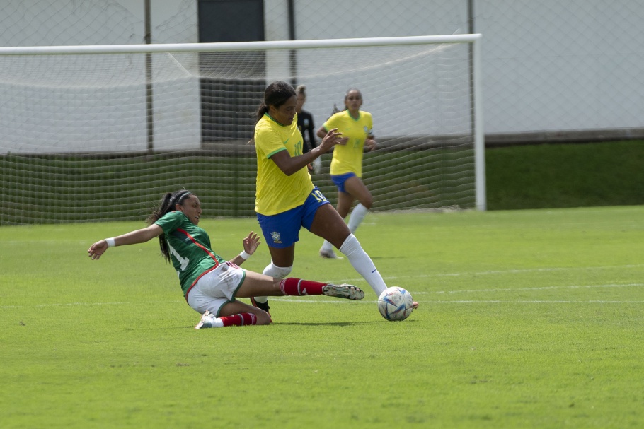 Seleção feminina Sub17 é superada pelo México em amistoso