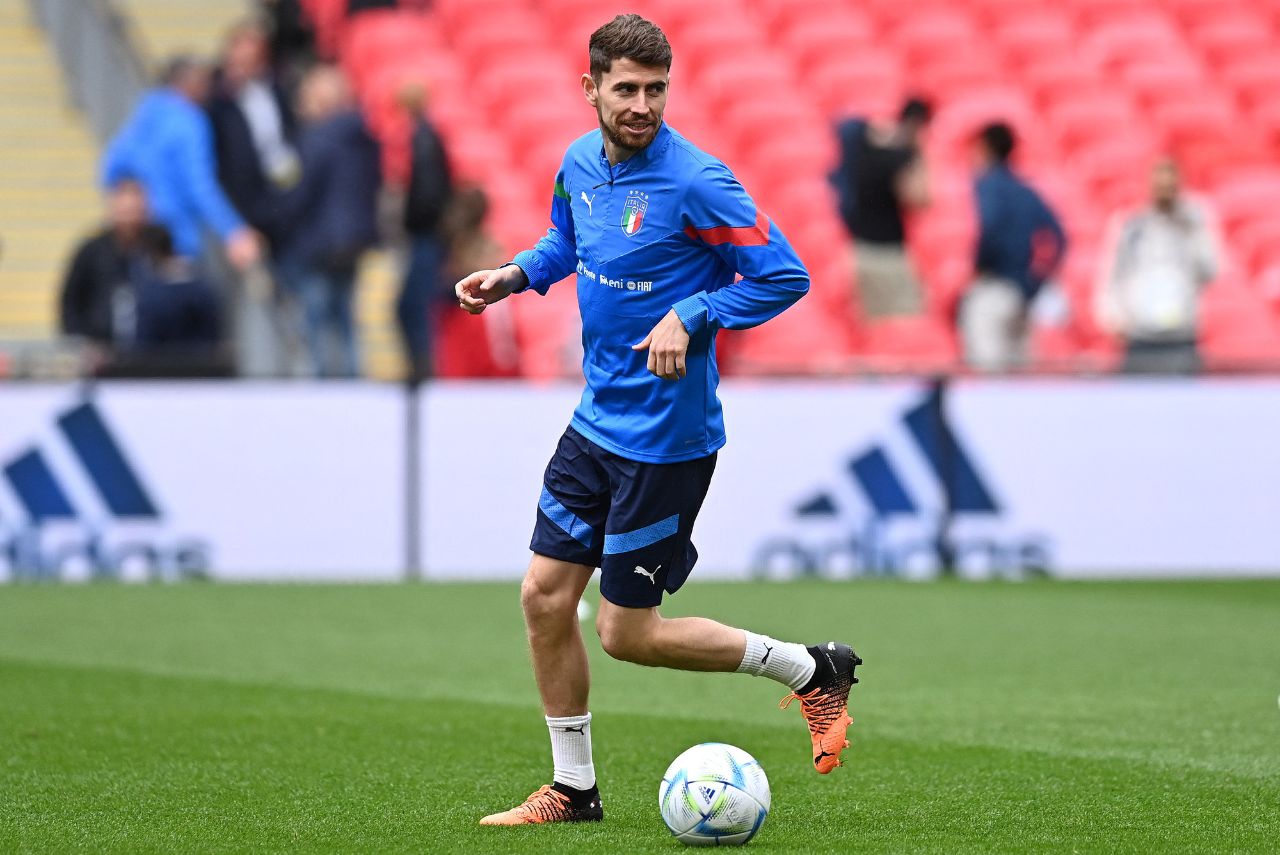 Jorginho está entre os convocados da Itália para a Data FIFA de novembro (Foto: Glyn Kirk/AFP)
