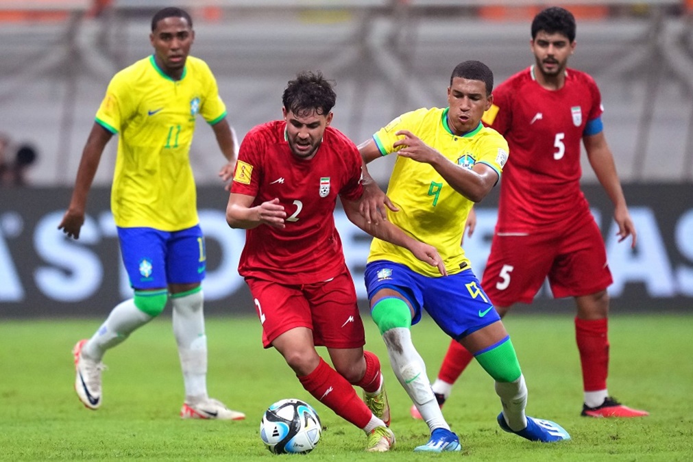 Brasil perde para o Irã na estreia do Mundial Sub-17