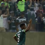 Endrick comemora mais um gol pelo Palmeiras
