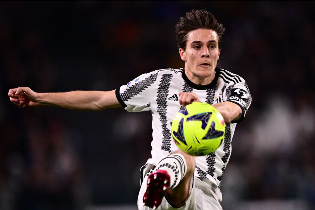 Meia tem seis jogos pela Juventus na temporada