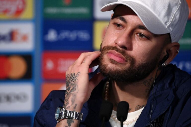 <p>Caso ocorreu quando Neymar ainda atuava pelo PSG (Foto: Franck Fife/AFP)</p>
