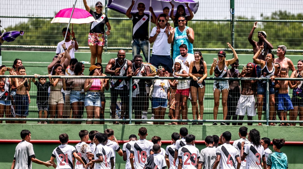 Jogadores da base do Vasco passam mal por causa do calor Foto: Betinho Júnior/Vasco