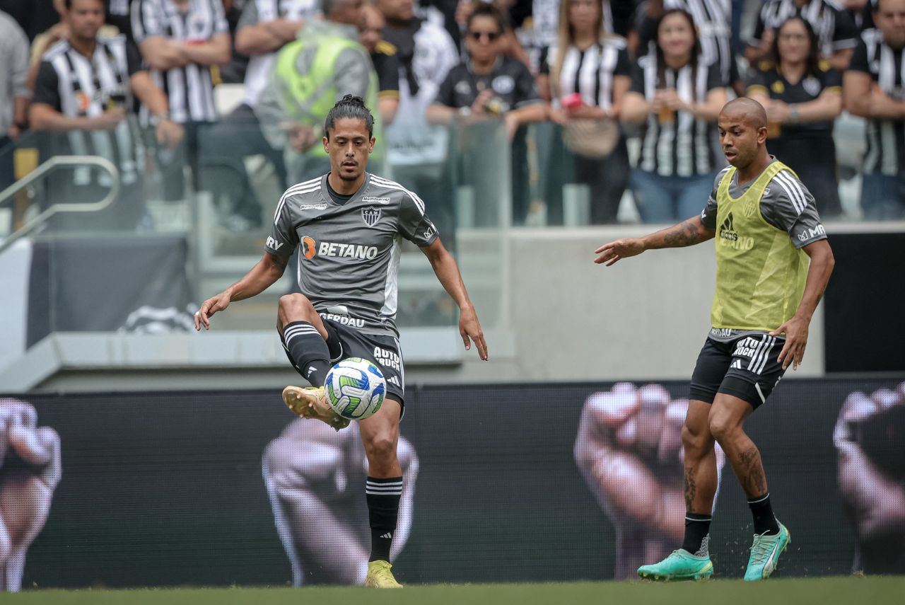 Mariano e Mauricio Lemos renovaram com o Atlético-MG