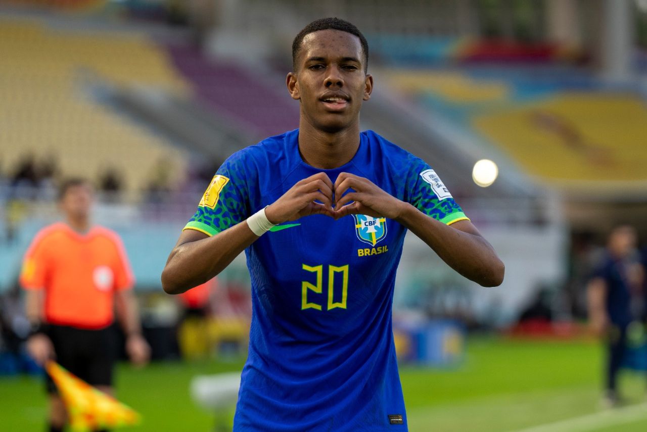 Estevão é alvo do Real Madrid