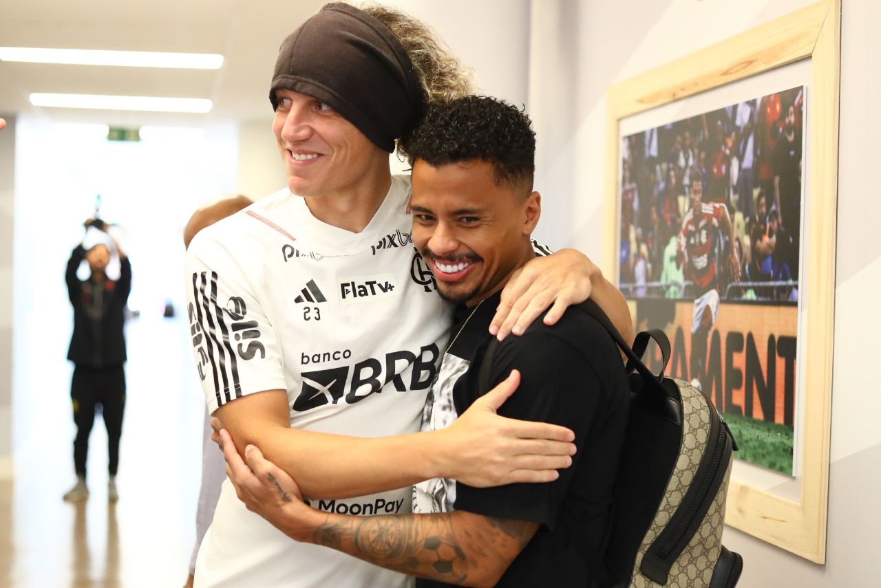 David Luiz e Allan não foram relacionados para jogo contra o Bragantino (Foto: Gilvan de Souza/Flamengo)