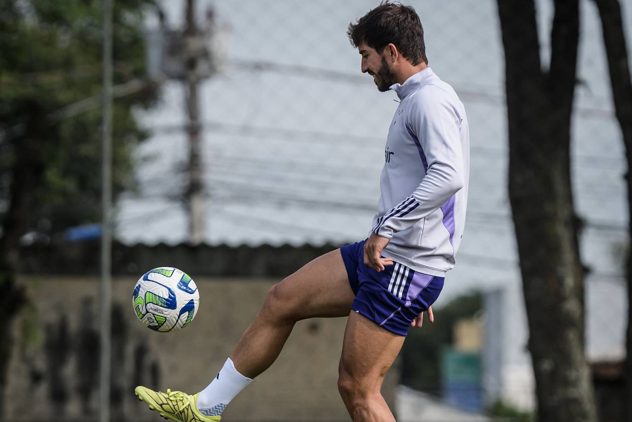 Cruzeiro deve contar com retorno de Lucas Silva