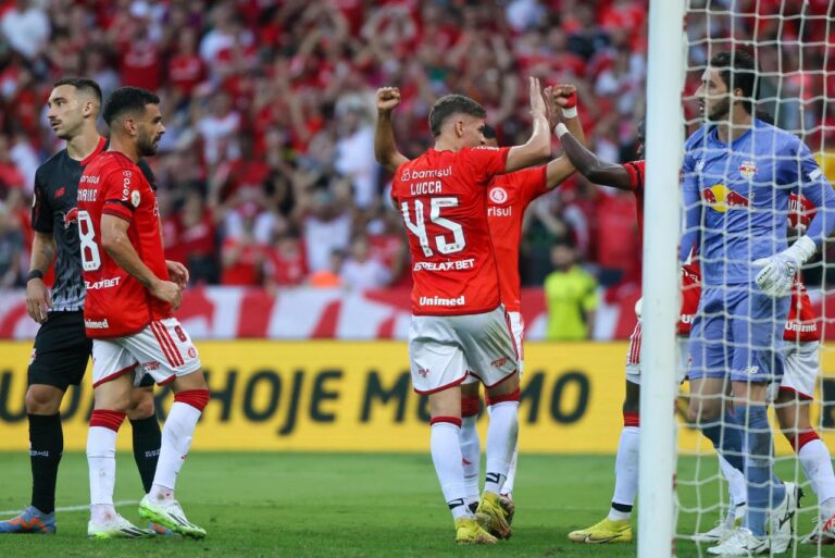 <p>Internacional venceu o Bragantino com gol de pênalti de Enner Valencia (Foto: Ricardo Duarte/SCI)</p>