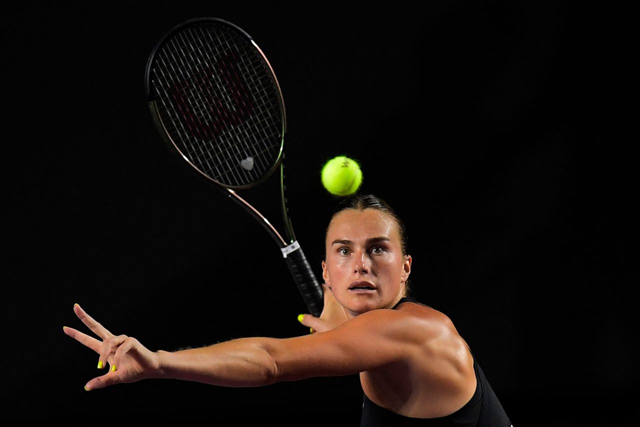 Aryna Sabalenka vai participar do WTA 500 de Brisbane (Foto: Claudio Cruz/AFP)