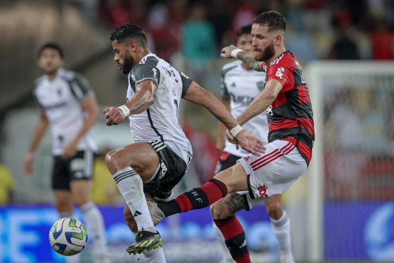 <p>O Atlético-MG de Felipão, venceu o Flamengo de Tite. Foto:Pedro Souza / Atlético</p>