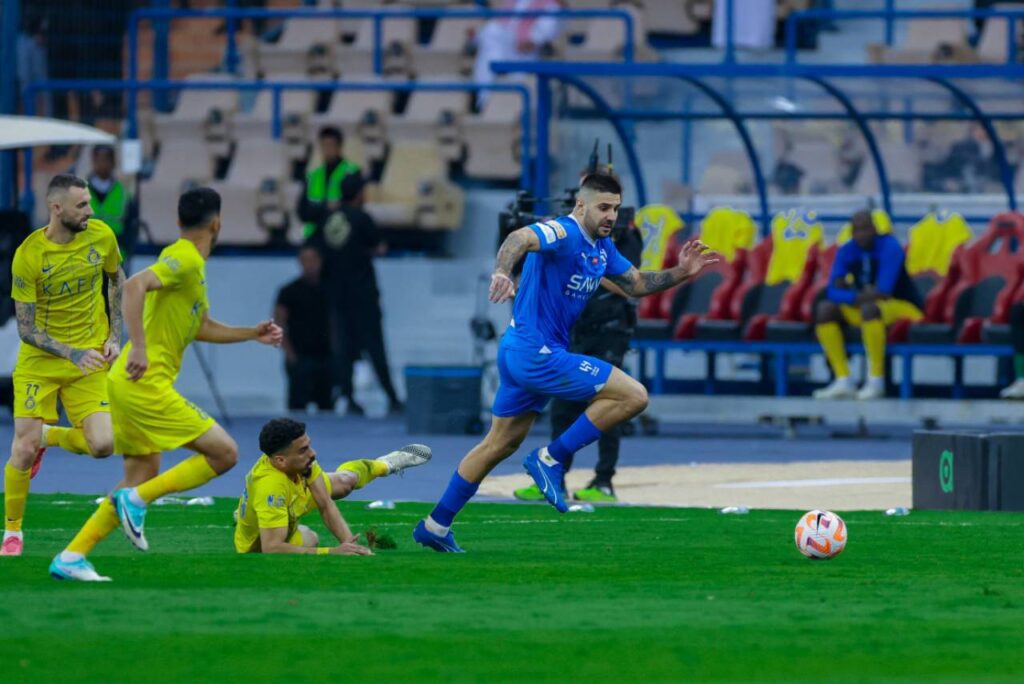 Al-Hilal venceu com dois gols de Mitrovic