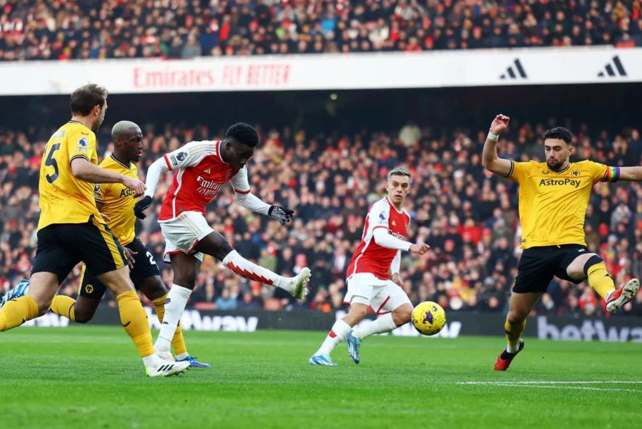Arsenal venceu o Wolverhampton e se isolou ainda mais na liderança (Foto: Premier League/Divulgação)