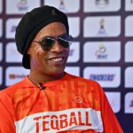 Ronaldinho Gaúcho em entrevista à AFP na Tailândia (Foto: Lillian Suwanrumpha/AFP)