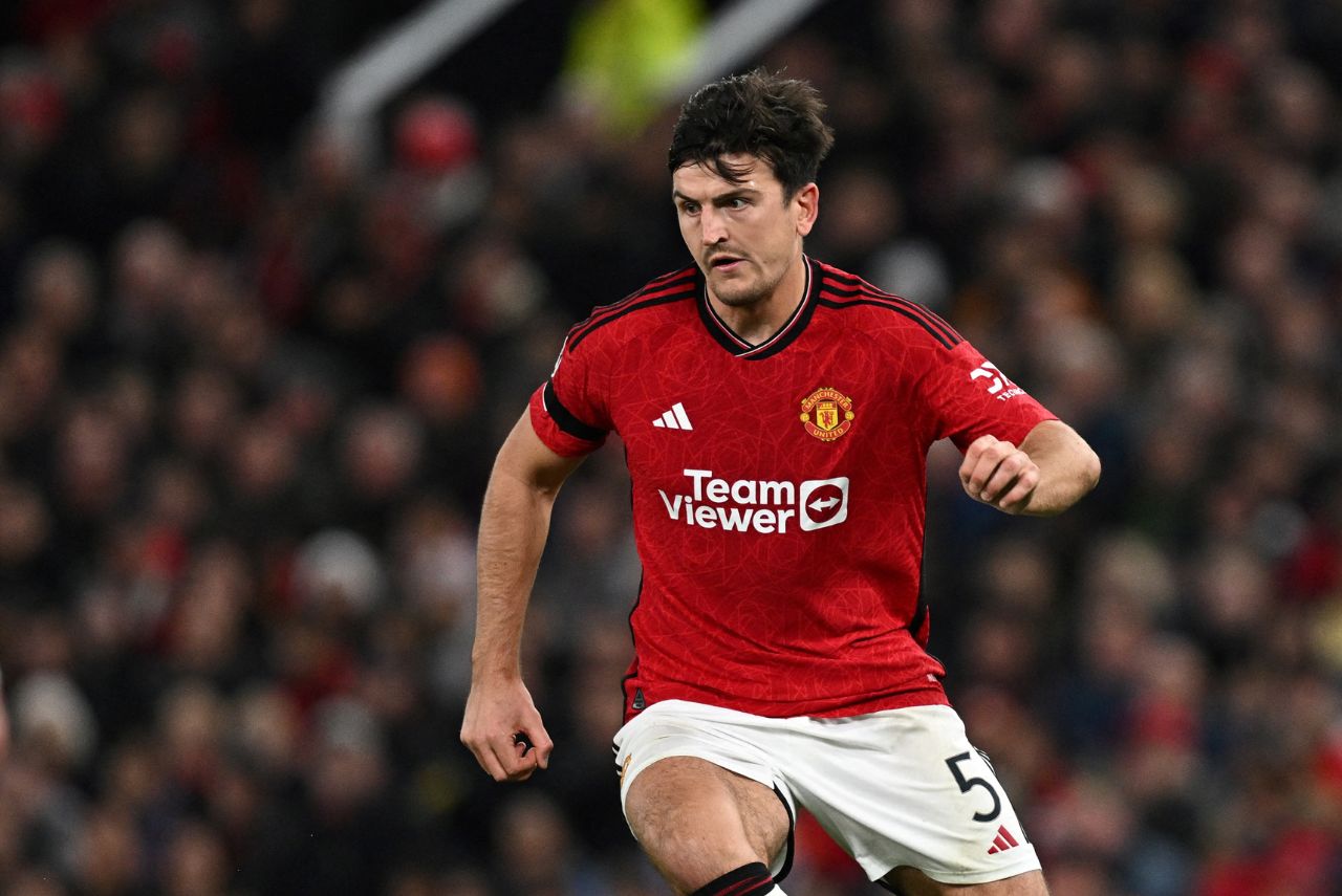 Zagueiro tem 14 jogos pelo Manchester United na temporada