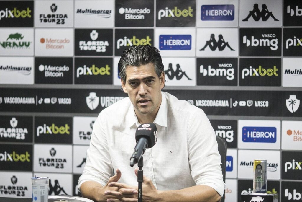 Paulo Bracks não faz mais parte do Vasco