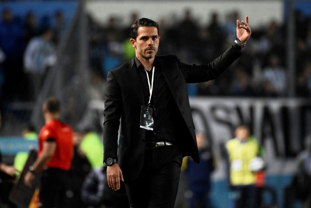 Fernando Gago interessa ao Cruzeiro