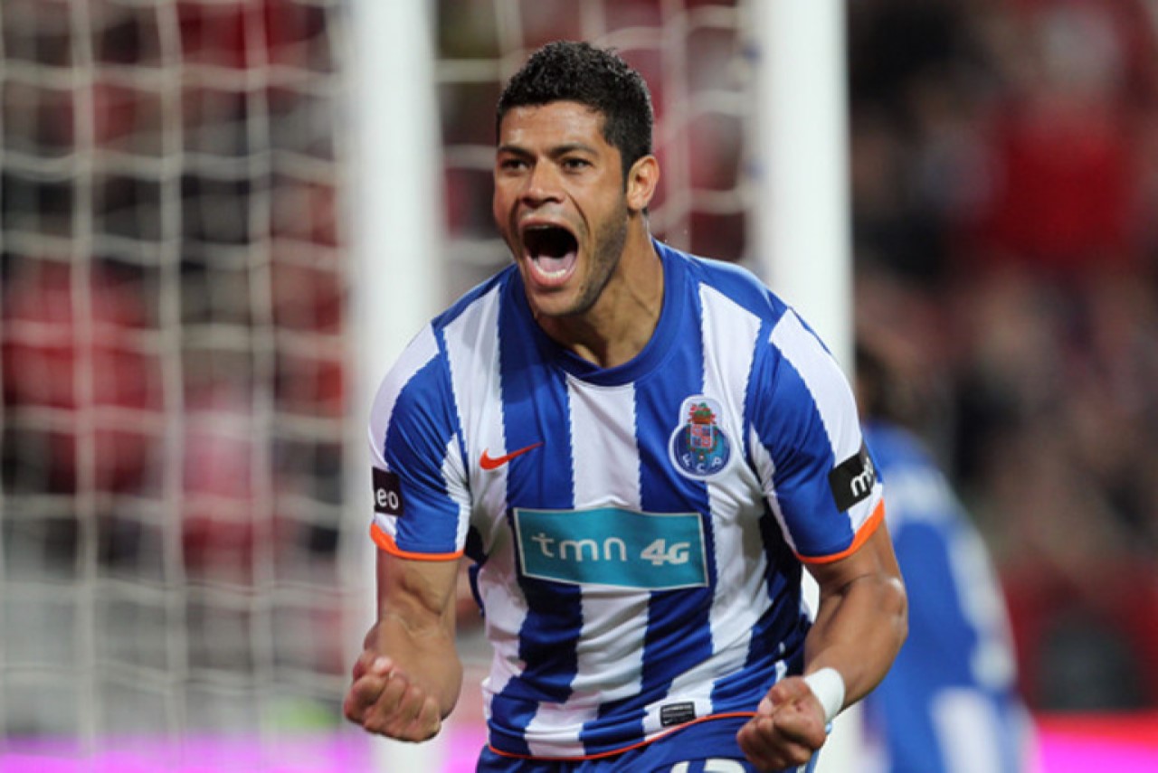 Hulk comemora gol marcado pelo Porto, quando atuava lá