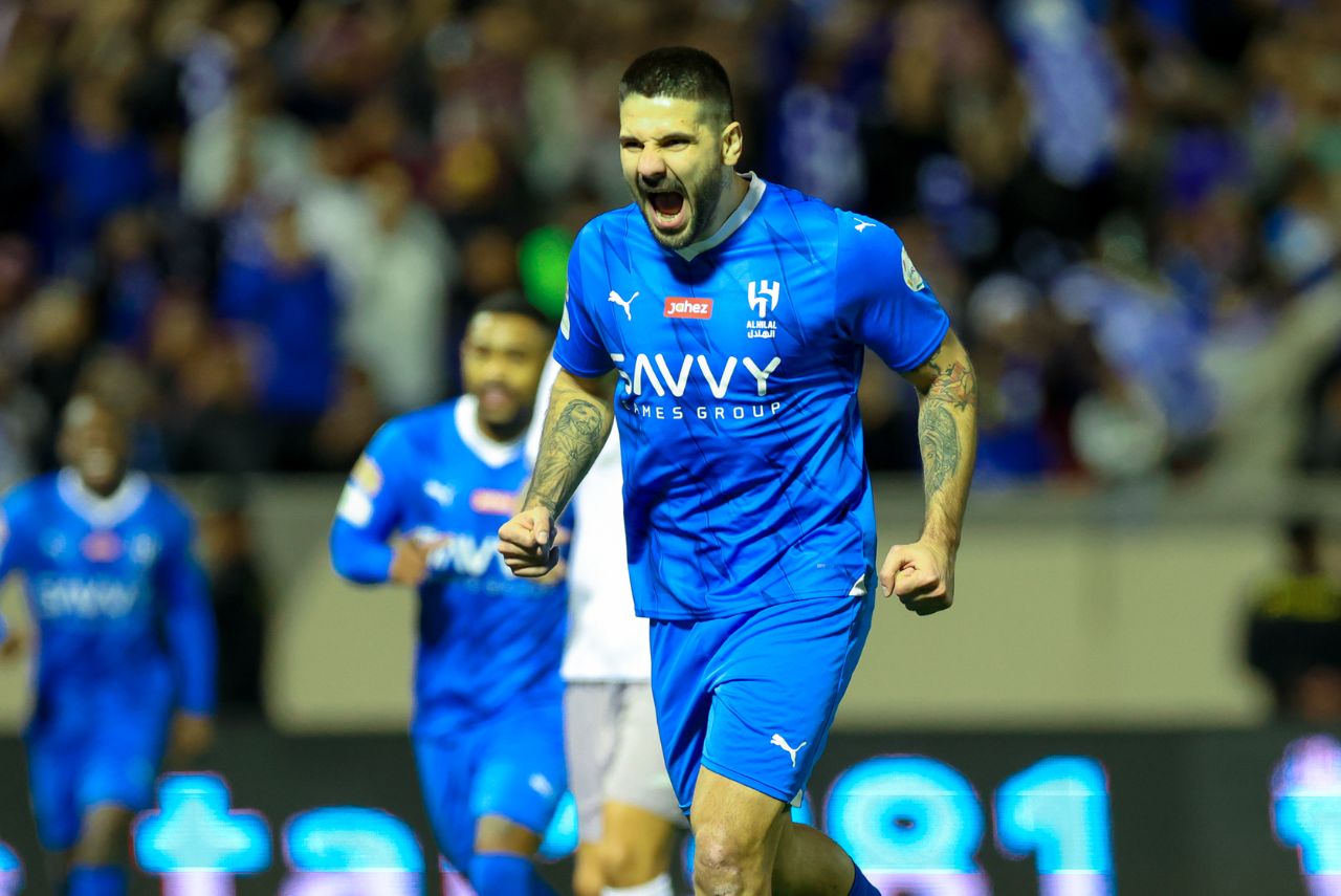Mitrovic marcou mais um pelo Al-Hilal