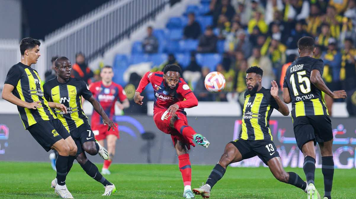 Al-Ittihad é derrotado pelo Damac no último jogo antes do Mundial de Clubes Foto: Damac/X