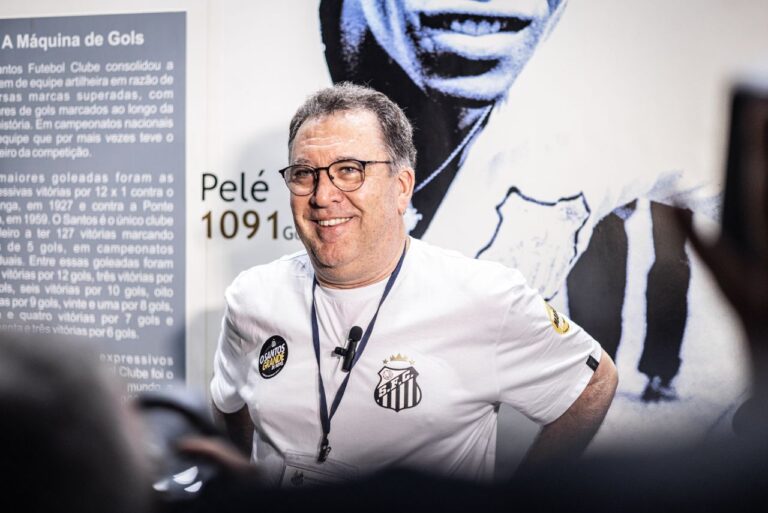 <p>Marcelo Teixeira será o novo presidente do Santos no triênoi 2024-26 (Foto: Raul Baretta/SFC)</p>
