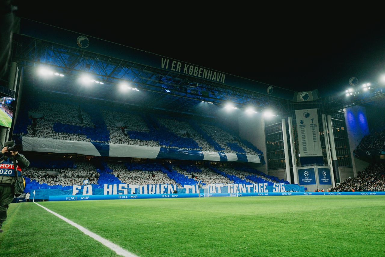 Torcida do Copenhagen lotou o estádio na vitória contra o Galatasaray