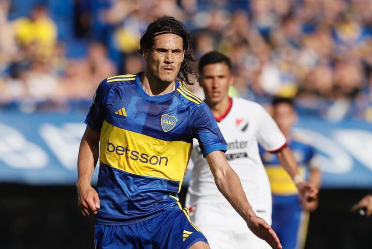 <p>Grêmio vai avaliar a possibilidade de contratar Cavani. Foto: Reprodução/Facebook</p>