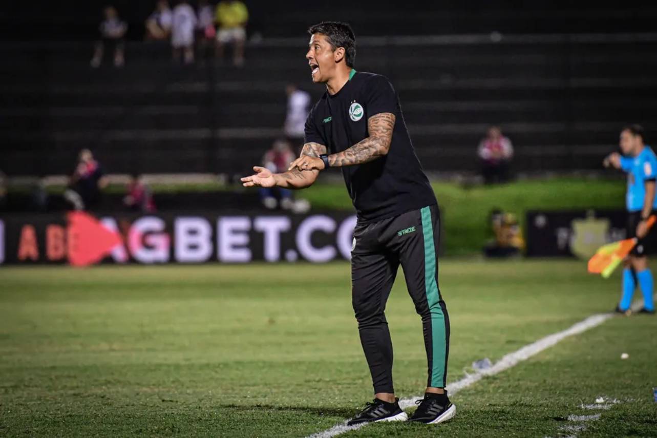 Thiago Carpini estava com conversas adiantas com o Santos