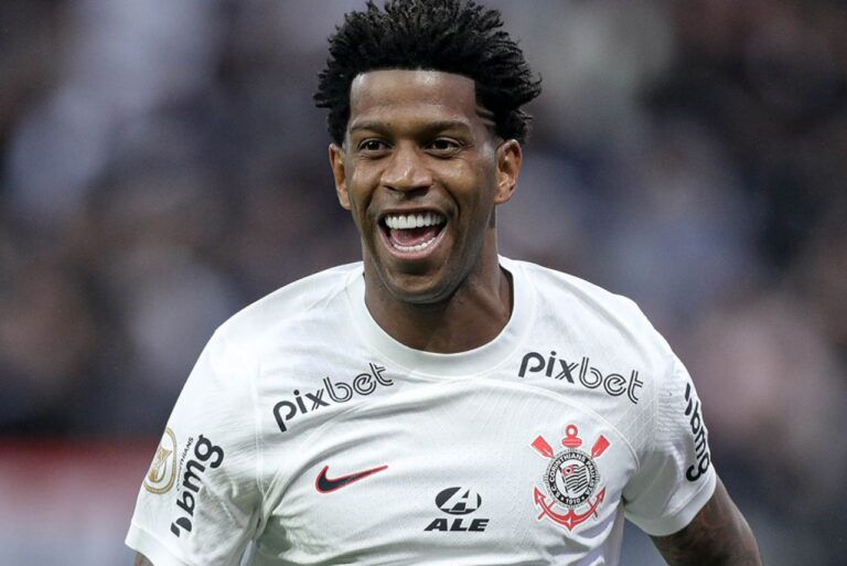 <p>Zagueiro conquistou o Brasileirão de 2015 pelo Corinthians. Foto: Reprodução/SCCP</p>
