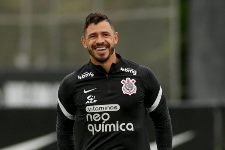 <p>Giuliano que deixou o Corinthians está na mira do Santos para a próxima temporada. Foto: Rodrigo Coca/ Corinthians</p>
