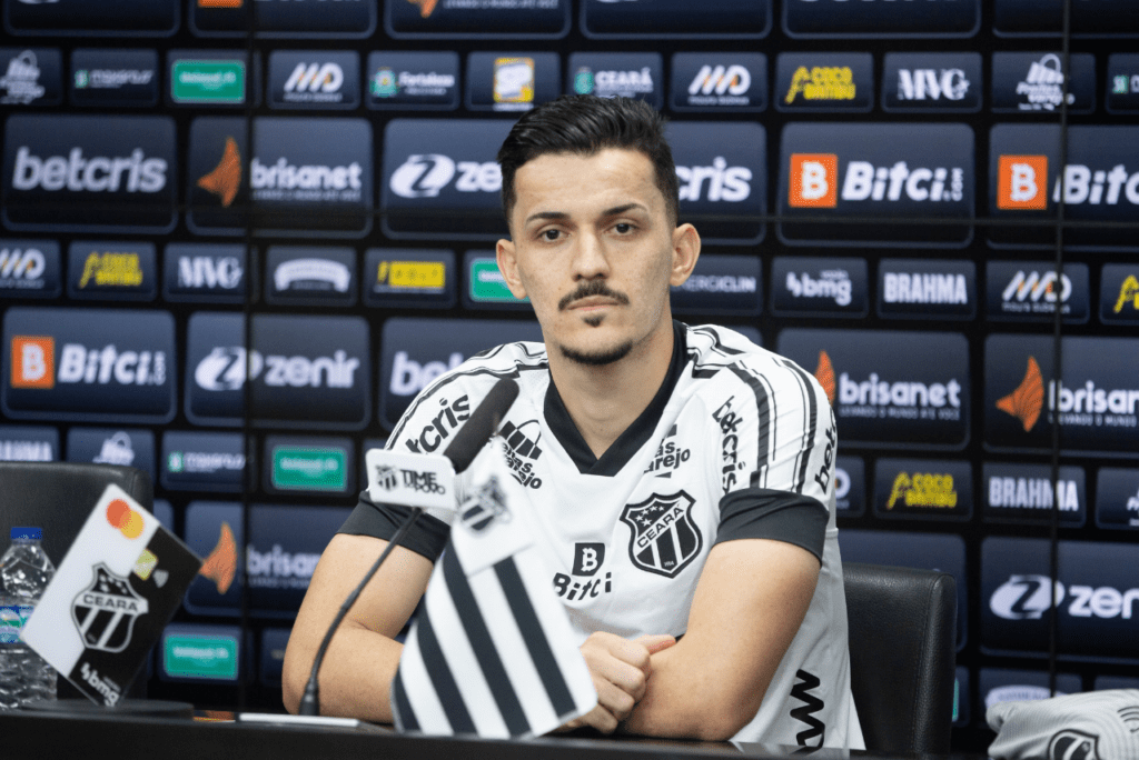 Grêmio sondou Guilherme Castilho no ano passado, antes de transferência ao Ceará (Foto: X/Reprodução)
