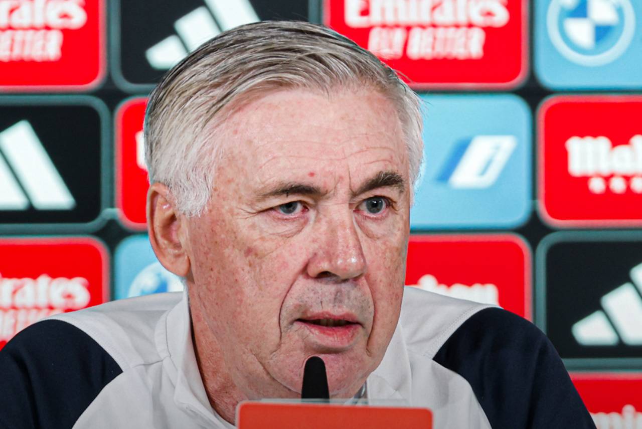 Carlo Ancelotti deve ter uma reunião com Florentino Pérez na próxima semana. Foto: Reprodução/Facebook