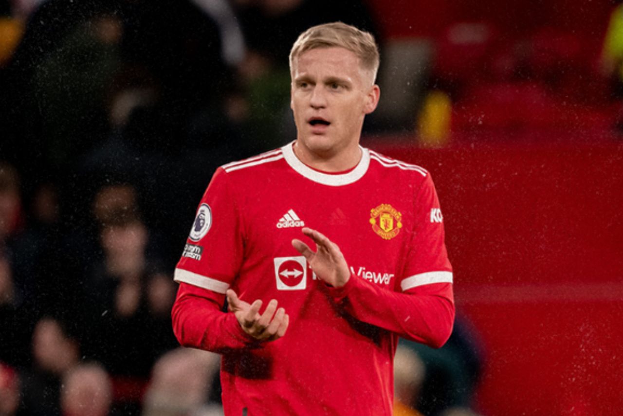 Meia disputou apenas dois jogos pelo Manchester United na temporada