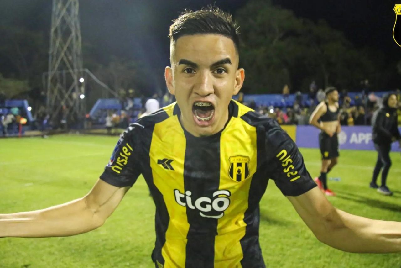 Romeo Benítez está na mira do Athletico-PR
