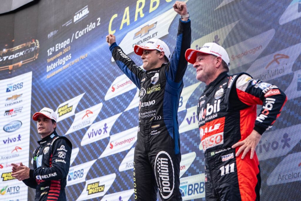 Marcos Gomes, Felipe Massa e Rubens Barrichello em pódio da Stock Car em Interlagos