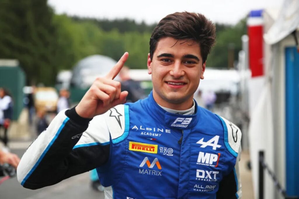 Caio Collet comemora pole na F3 com a MP em 2022