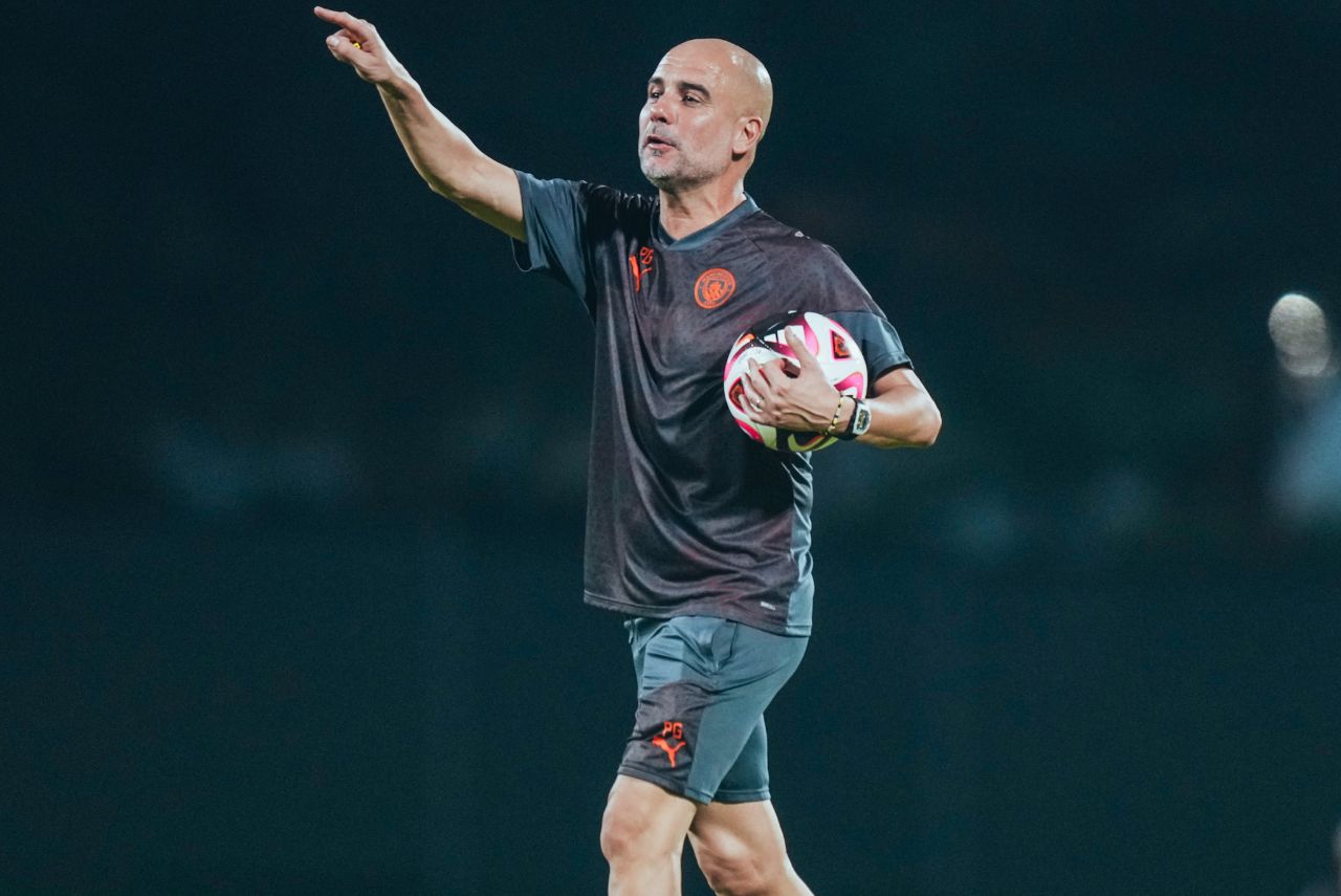 Pep Guardiola, técnico do Manchester City