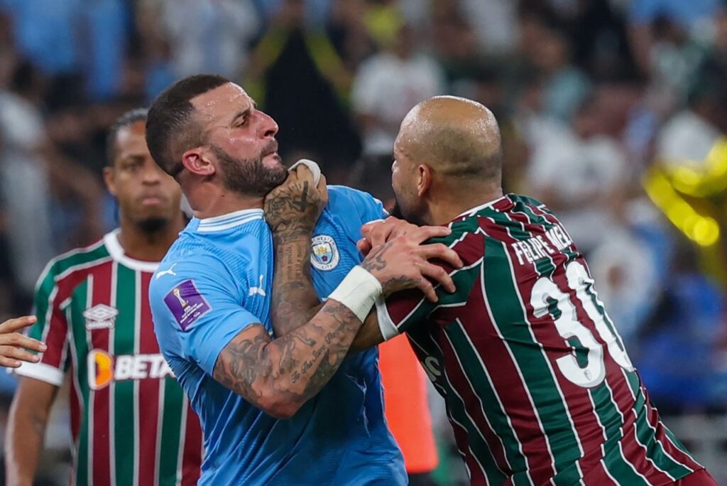 Felipe Melo e Kyle Walker se envolveram em confusão