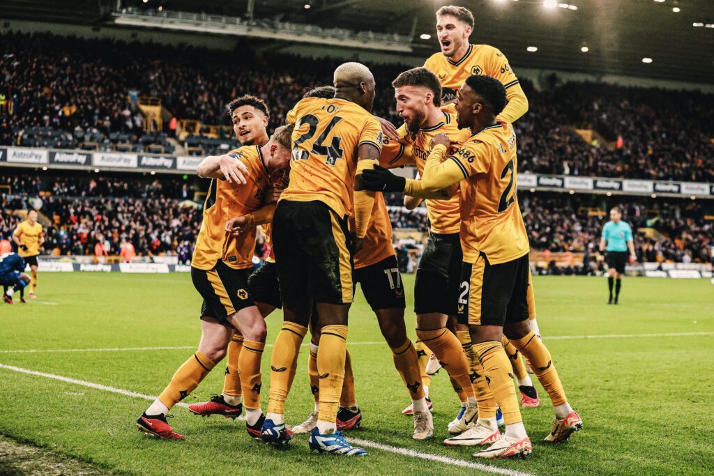 Wolverhampton derrotou o Chelsea na Premier League Foto: Wolverhampton/X