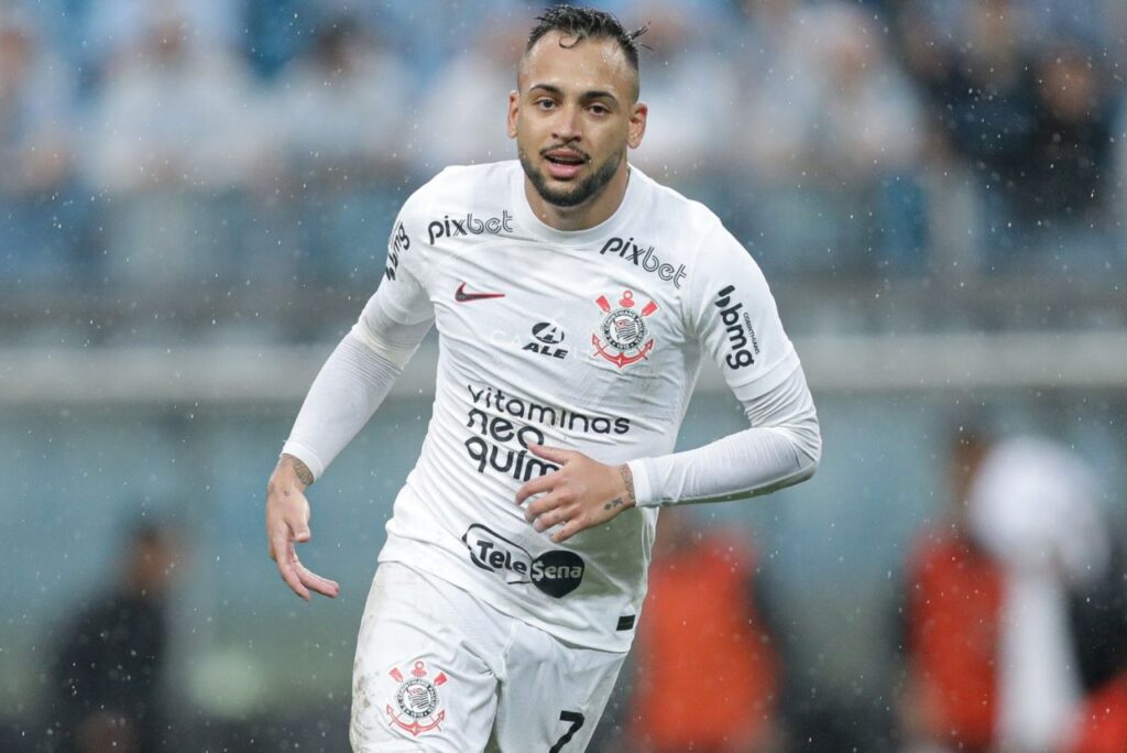 Corinthians estuda oferta para manter Maycon no elenco (Foto: Rodrigo Coca/SCCP)