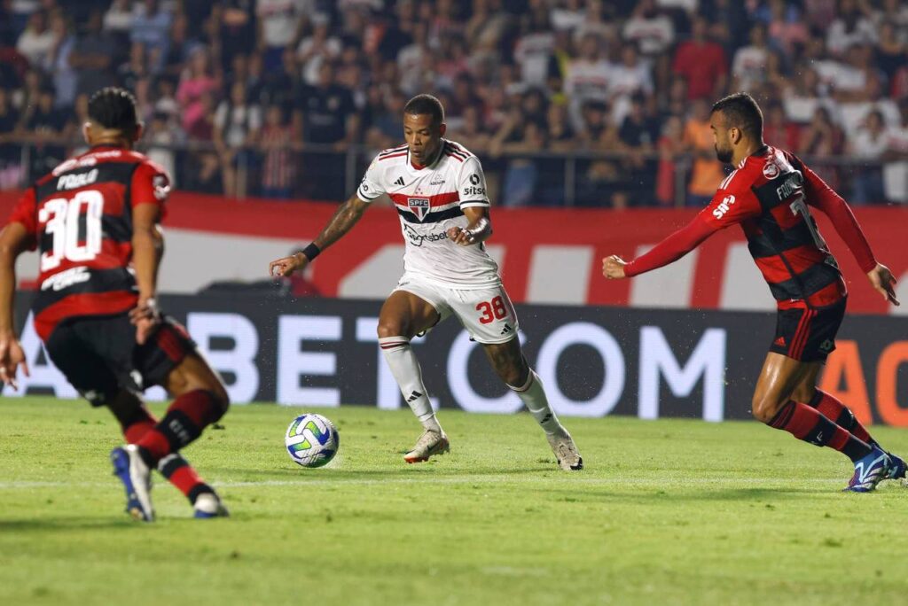 Empresário de Caio Paulista afirmou que São Paulo agiu com frieza no negócio. Foto: Rubens Chiri/Saopaulofc.net