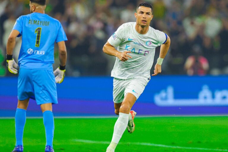 <p>CR7 fez dois de pênalti e contribuiu para a vitória sobre o Al-Ittihad (Foto: Divulgação/Al-Nassr)</p>
