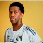 Gil é o novo reforço do Santos