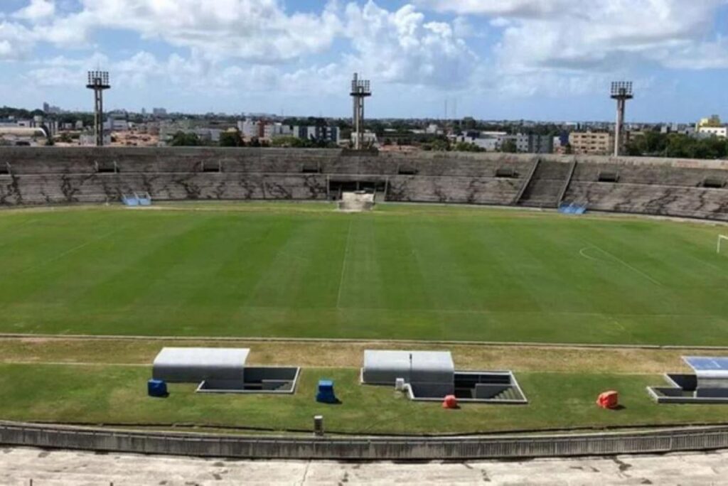 Flamengo jogará no Almeidão, em João Pessoa