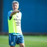 Renato segue no Grêmio