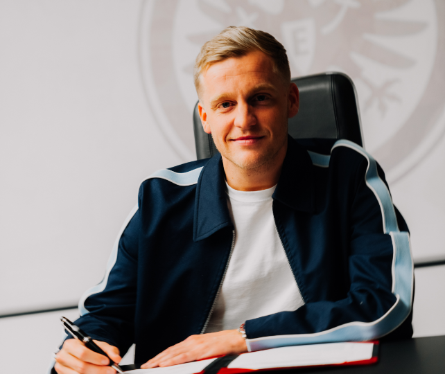 Frankfurt anuncia Van de Beek, emprestado pelo Manchester United para a temporada Foto: Frankfurt/Divulgação