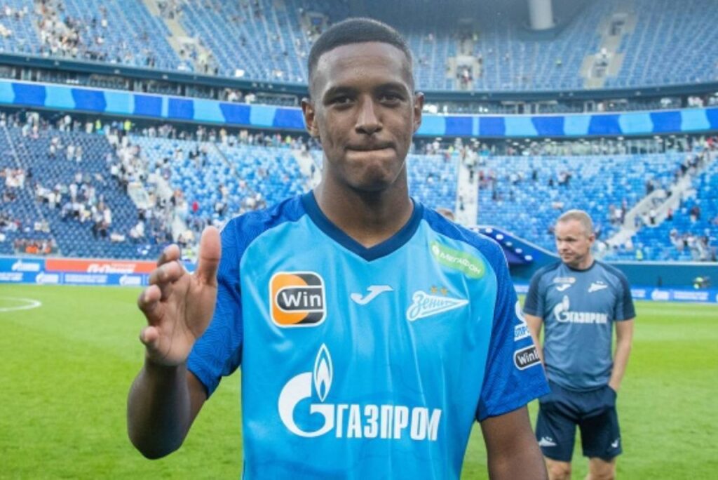 Robert Renan chega ao Internacional por empréstimo até o fim de 2024. Foto: Divulgação/Zenit